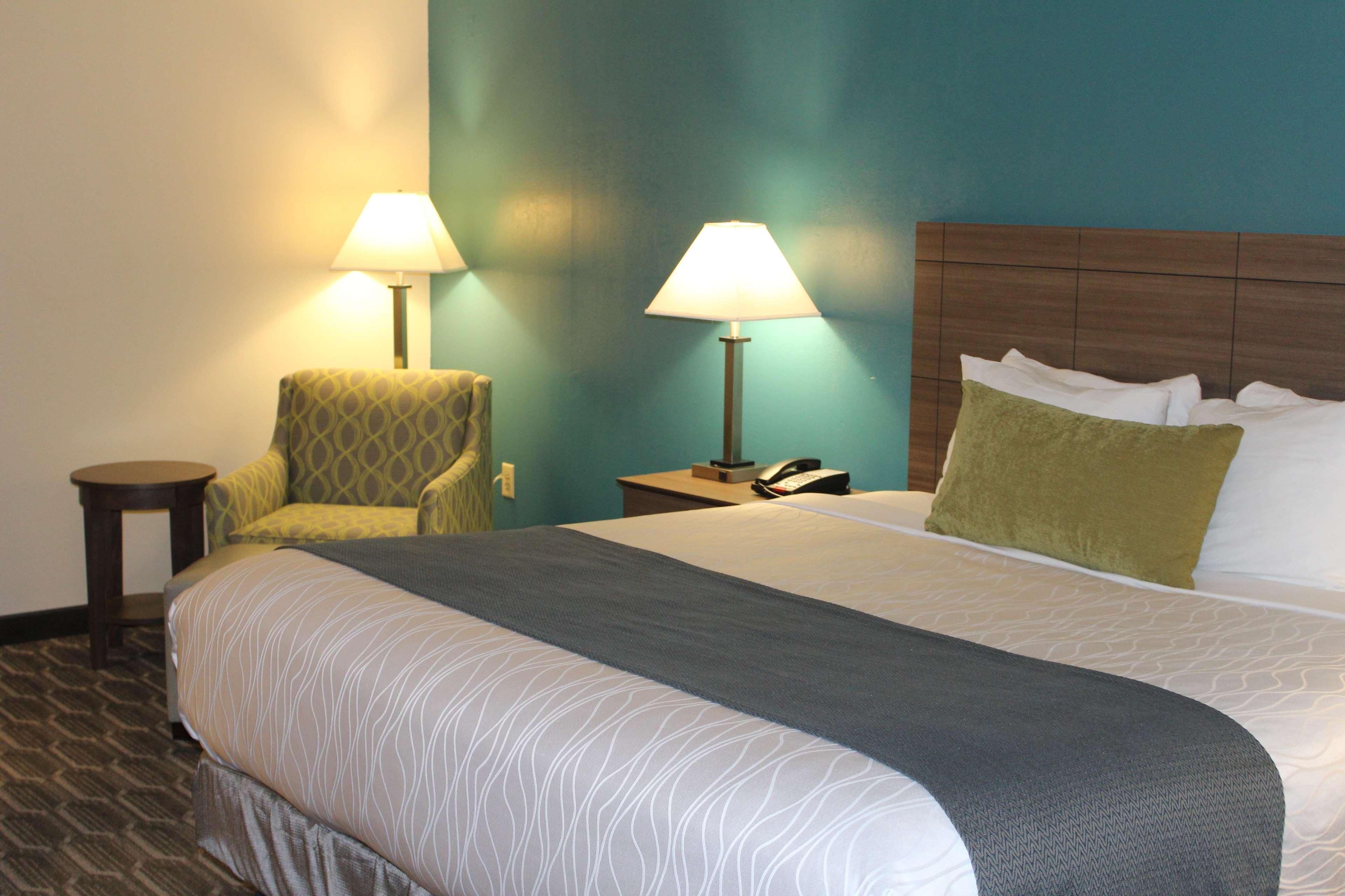 Best Western Plus Yadkin Valley Inn & Suites Jonesville Kültér fotó