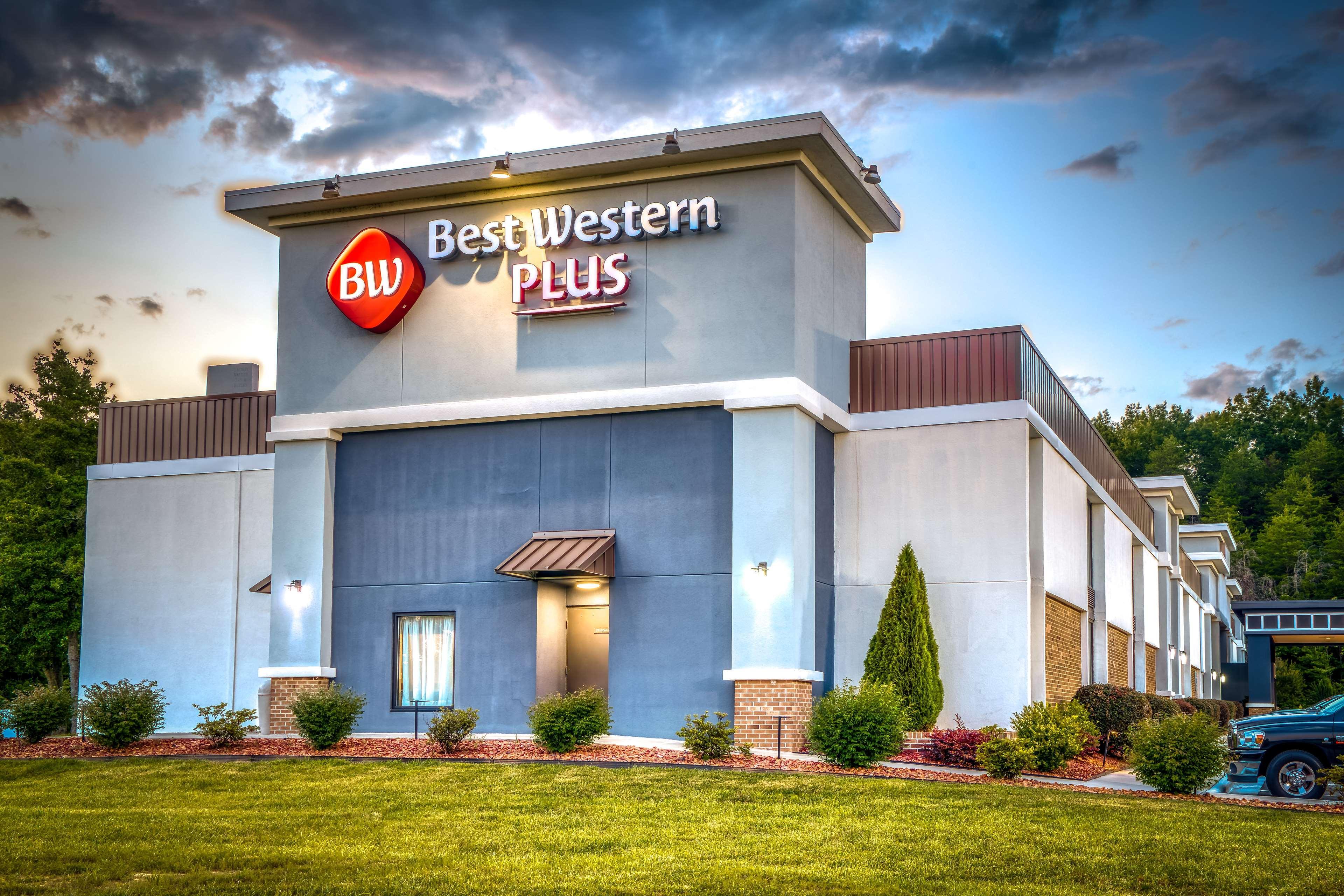 Best Western Plus Yadkin Valley Inn & Suites Jonesville Kültér fotó