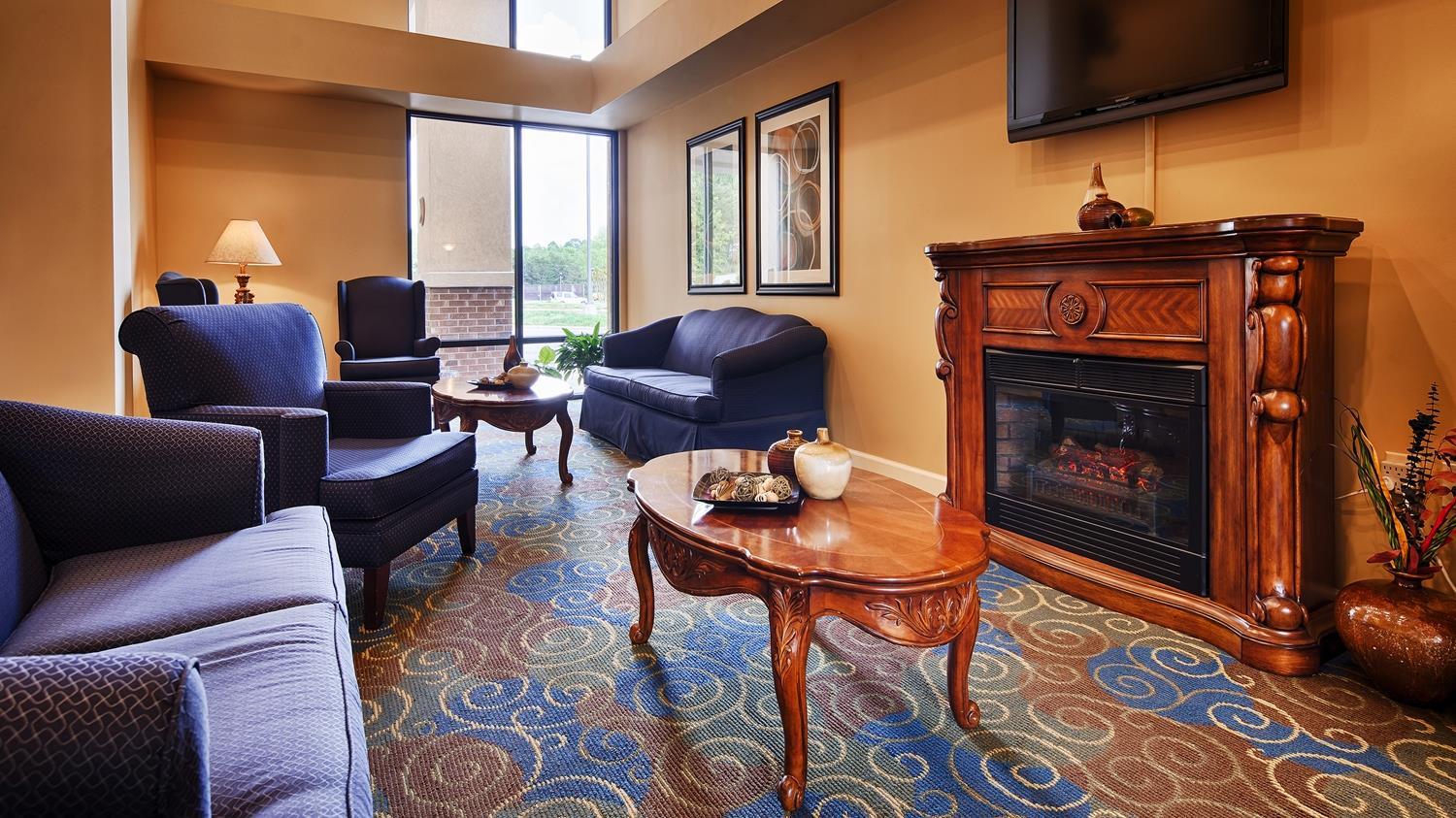 Best Western Plus Yadkin Valley Inn & Suites Jonesville Kültér fotó
